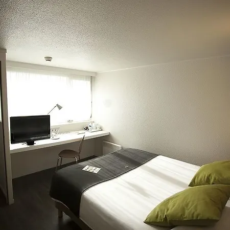 Campanile Hotel 3*