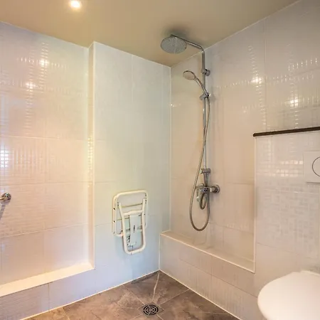Campanile Hotel 3*